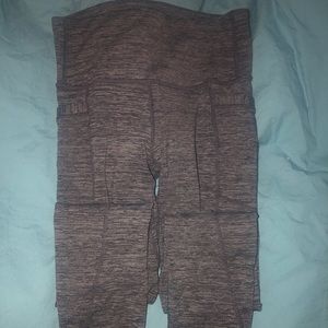 Charcoal grey Athleta stash it pocket leggings